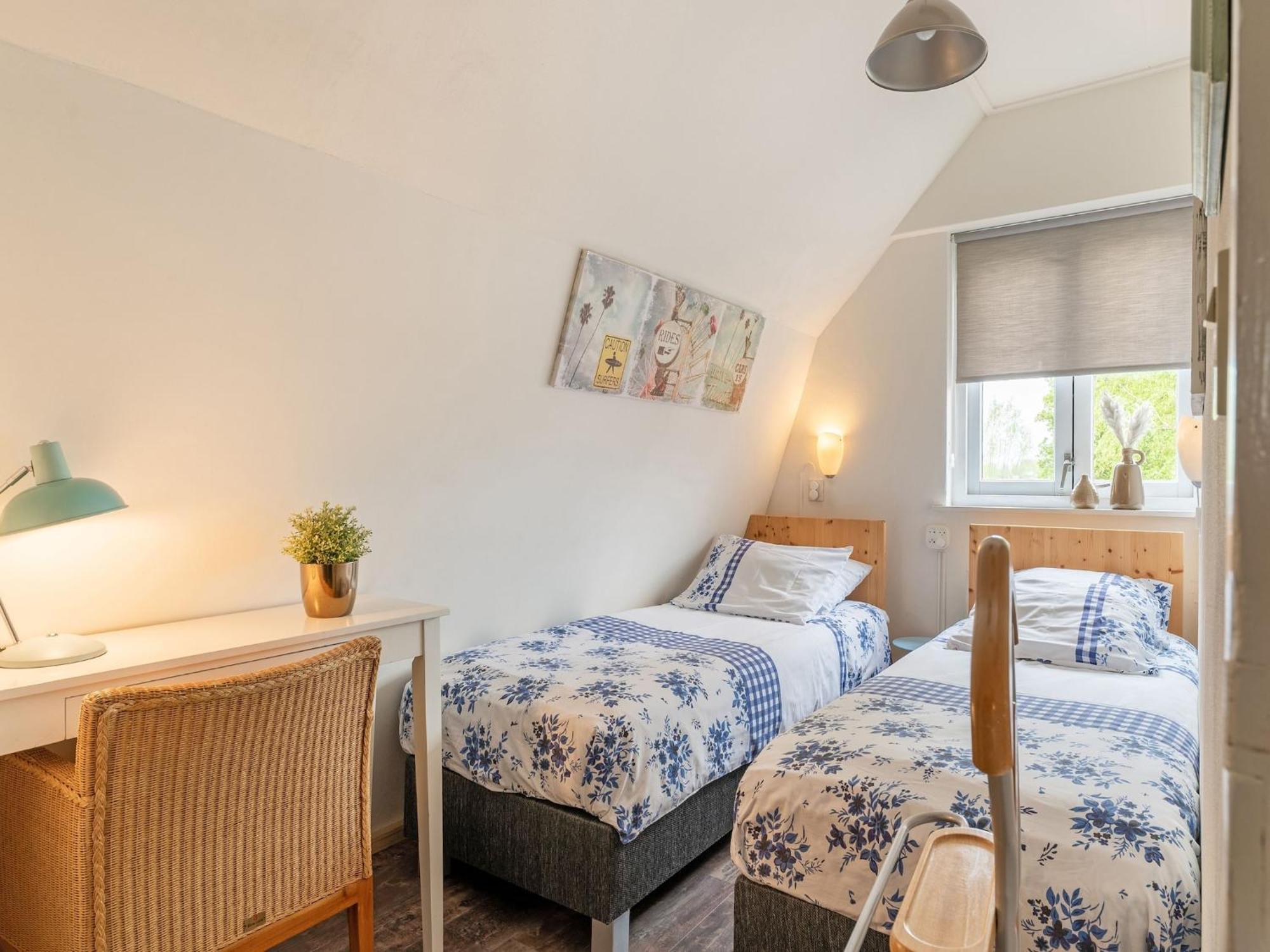 Lodge In Giethoorn With Breakfast Экстерьер фото