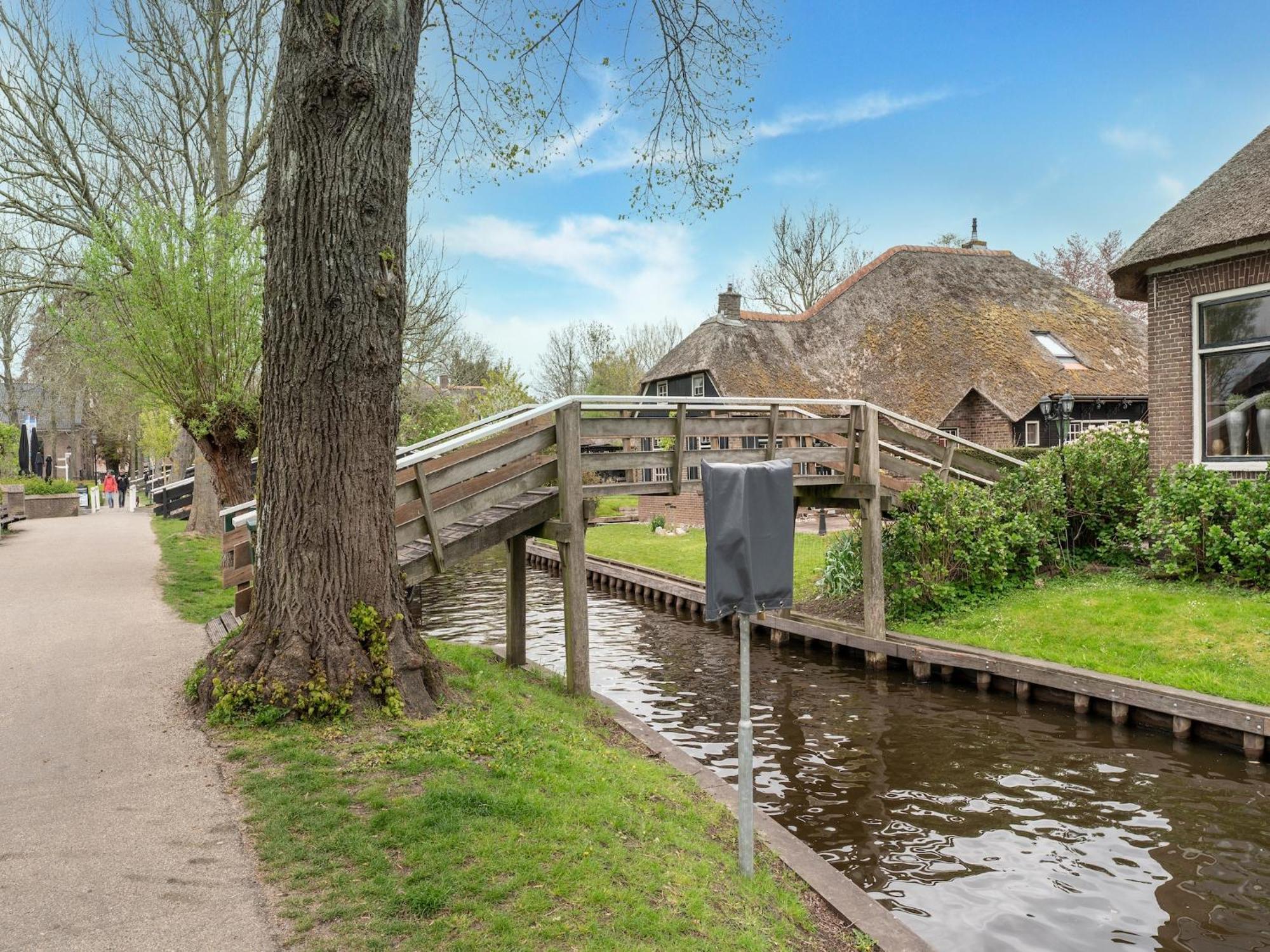 Lodge In Giethoorn With Breakfast Экстерьер фото